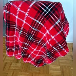 PINK Victoria's Secret Red throw